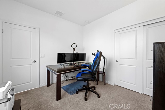181 Moonflower Road, Rancho Mission Viejo CA: https://media.crmls.org/medias/eed51773-2690-4623-a28c-cc67c5a109d0.jpg