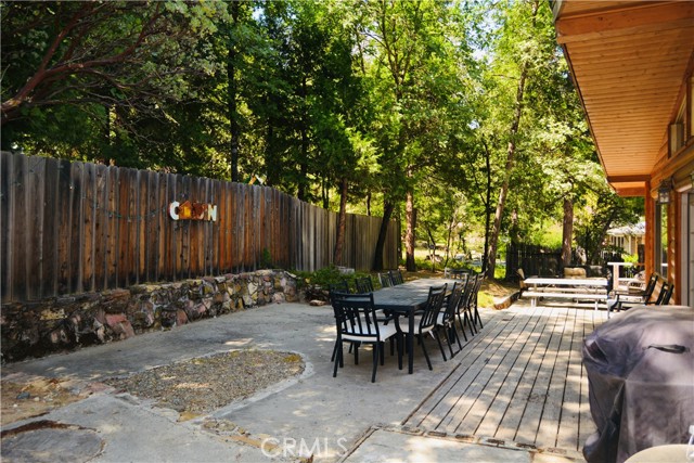 39162 Manzanita, Bass Lake CA: https://media.crmls.org/medias/eed51ee1-f590-4b6b-a80f-3c9d89034e33.jpg