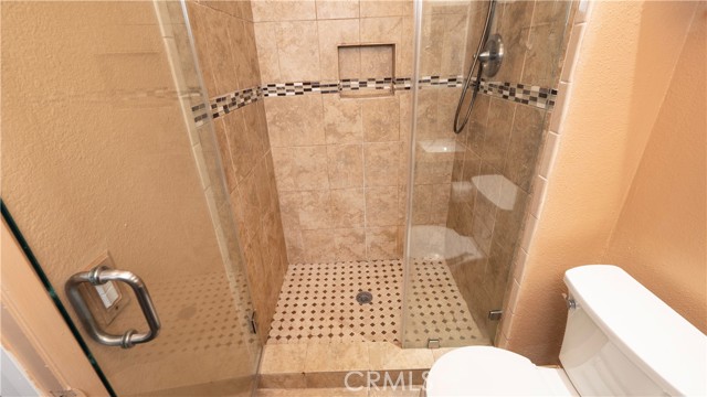 Detail Gallery Image 19 of 33 For 1408 N Elderberry Ave, Ontario,  CA 91762 - 3 Beds | 2/1 Baths