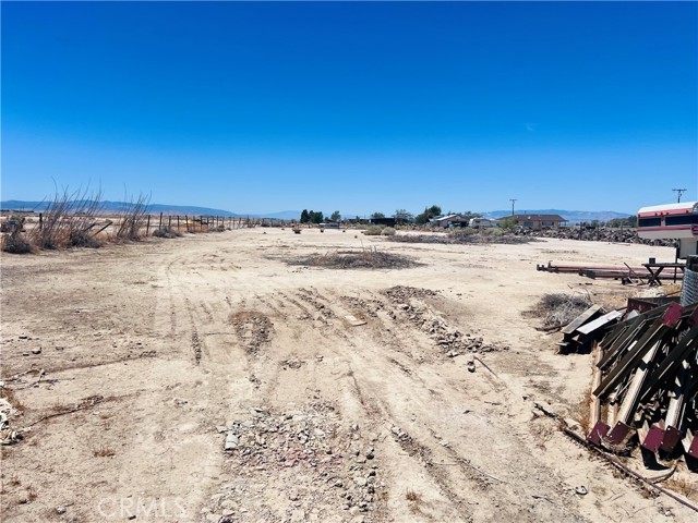 50137 40TH STREET WEST, Lancaster CA: https://media.crmls.org/medias/eed69974-ab9f-47e3-9097-dec1773b99c3.jpg
