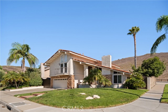 3100 Sierra Drive photo 2
