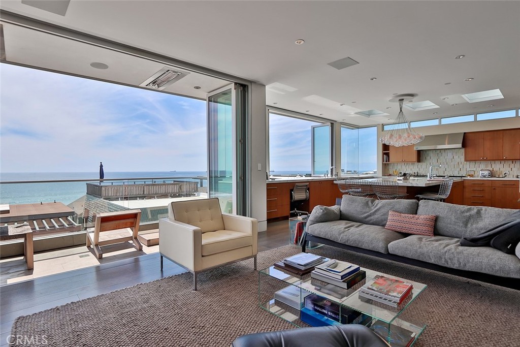 3208 Ocean Drive