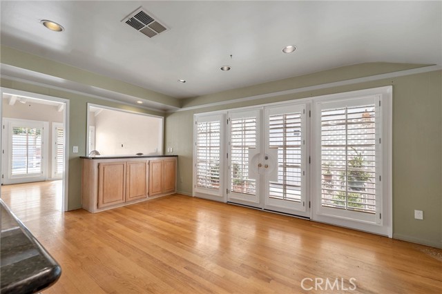 Detail Gallery Image 17 of 37 For 23230 Bigler St, Woodland Hills,  CA 91364 - 3 Beds | 2 Baths