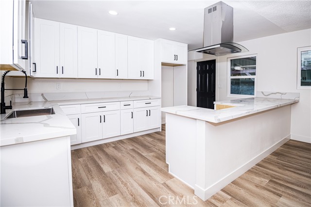 2983 N Alameda Avenue, San Bernardino CA: https://media.crmls.org/medias/eed8f86f-5b9f-49eb-9705-87c07bf971a1.jpg