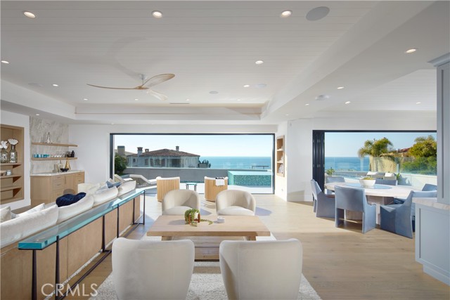 44 Ritz Cove Drive, Dana Point CA: https://media.crmls.org/medias/eed95046-9d8b-49a5-b94f-ffb554349045.jpg