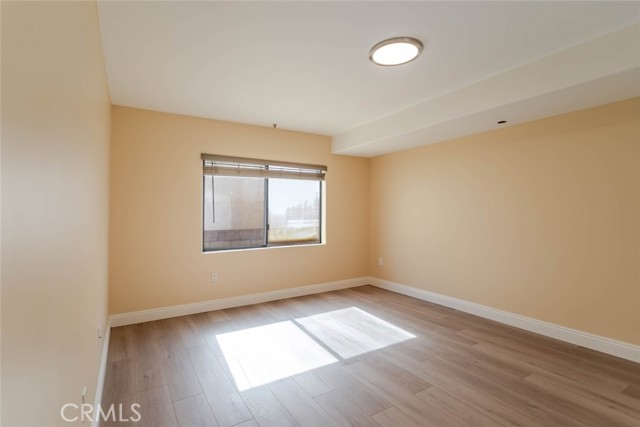 Detail Gallery Image 15 of 17 For 1466 Tamarind Ave #104,  Los Angeles,  CA 90028 - 2 Beds | 2 Baths