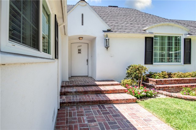 1501 Arboles Drive photo 2