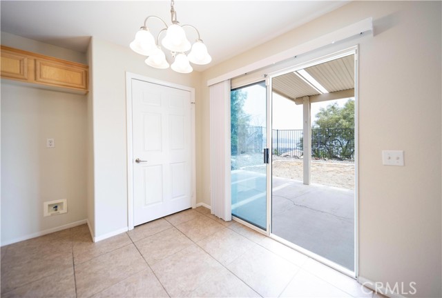 Detail Gallery Image 13 of 55 For 29448 Rock Point, Lake Elsinore,  CA 92530 - 4 Beds | 3 Baths