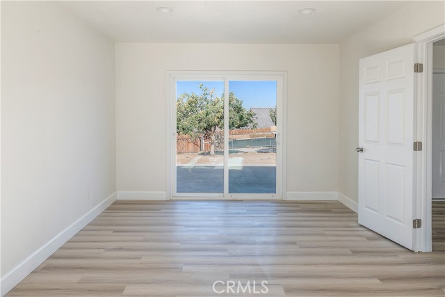 Detail Gallery Image 8 of 23 For 17820 Sycamore St, Hesperia,  CA 92345 - 4 Beds | 5 Baths