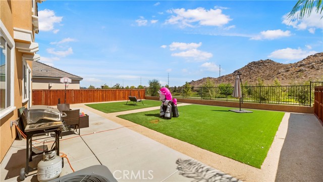 Detail Gallery Image 14 of 19 For 29812 Olympic, Menifee,  CA 92585 - 4 Beds | 3 Baths