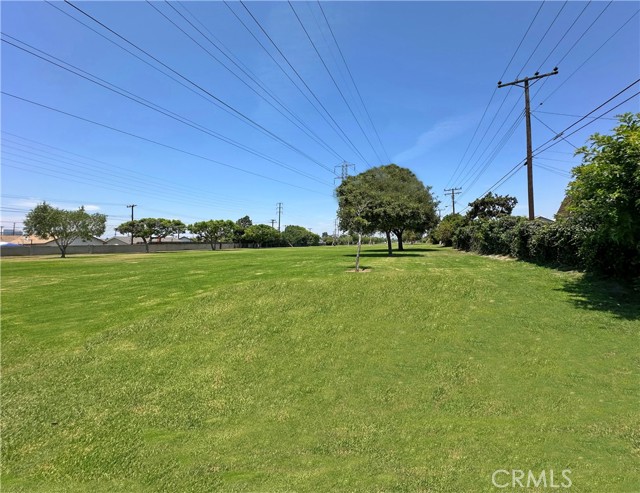 17327 Santa Lucia Street, Fountain Valley CA: https://media.crmls.org/medias/eeda8ac5-b815-4bbb-ad58-0076448ecb75.jpg