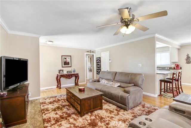 35710 Avenue H, Yucaipa CA: https://media.crmls.org/medias/eedb6053-14a3-4c4b-a7c3-5a5eb71aa729.jpg