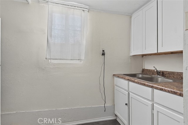 Detail Gallery Image 4 of 34 For 1178 Buelah, Los Angeles,  CA 90063 - 3 Beds | 2 Baths