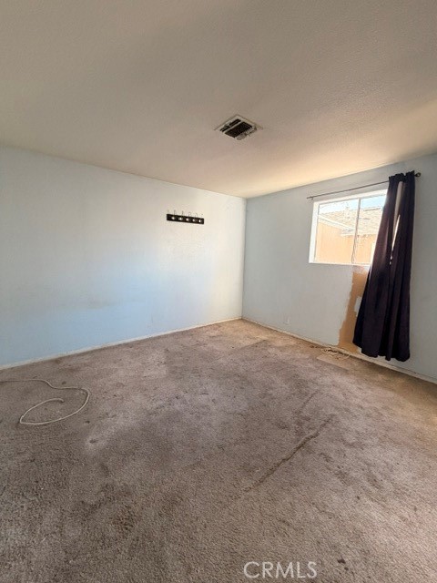 6718 Varna Avenue photo 10