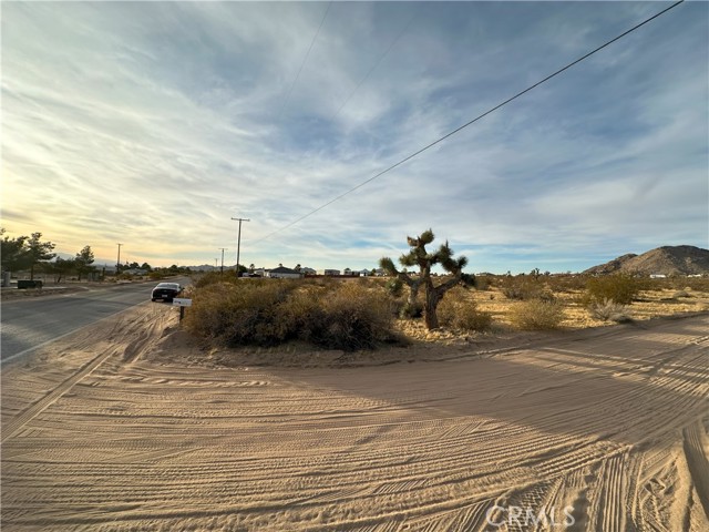 Detail Gallery Image 2 of 2 For 0 Cahuilla Rd, Apple Valley,  CA 92307 - – Beds | – Baths