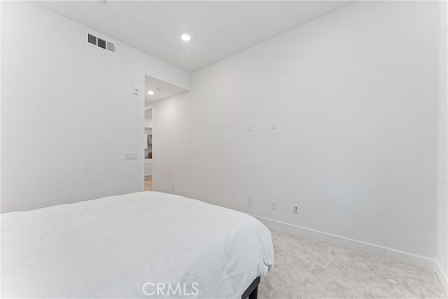 167 Sash, Irvine CA: https://media.crmls.org/medias/eedeac7c-4572-4b06-b398-d90ea08c0c99.jpg