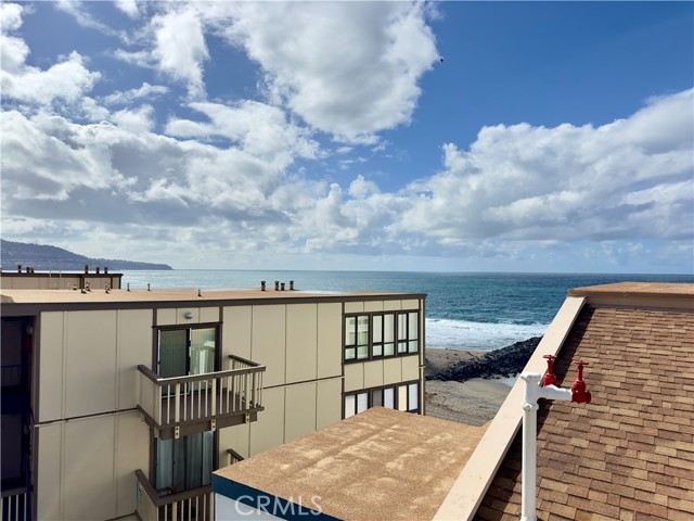 615 Esplanade, Redondo Beach, California 90277, 1 Bedroom Bedrooms, ,1 BathroomBathrooms,Residential,Sold,Esplanade,SB24012531