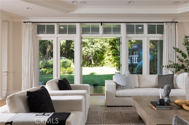 Detail Gallery Image 8 of 49 For 56 Royal Saint George Rd, Newport Beach,  CA 92660 - 8 Beds | 6/2 Baths