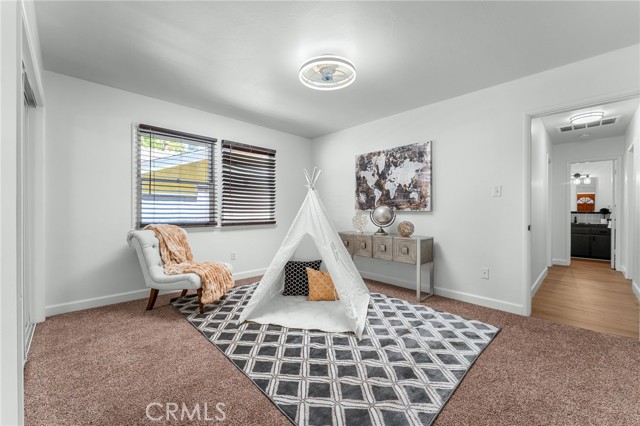 670 E Palm Avenue, Redlands CA: https://media.crmls.org/medias/eedf4593-2e8d-4df1-9c5d-d4e46f5e68b8.jpg