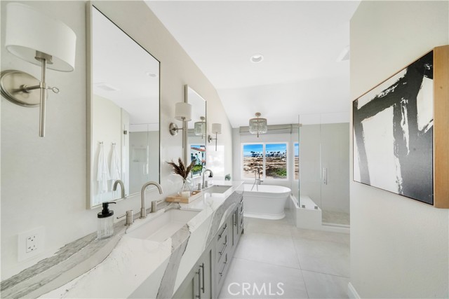 Detail Gallery Image 25 of 49 For 1319 E Balboa Blvd Bld #C,  Newport Beach,  CA 92661 - 3 Beds | 3 Baths