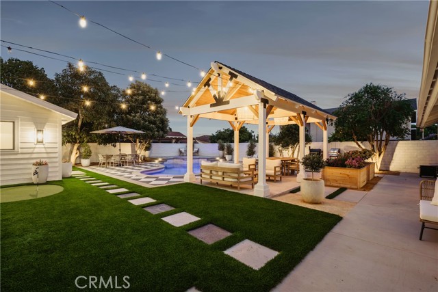 Detail Gallery Image 13 of 61 For 13822 Henstridge Cir, Tustin,  CA 92780 - 4 Beds | 3 Baths