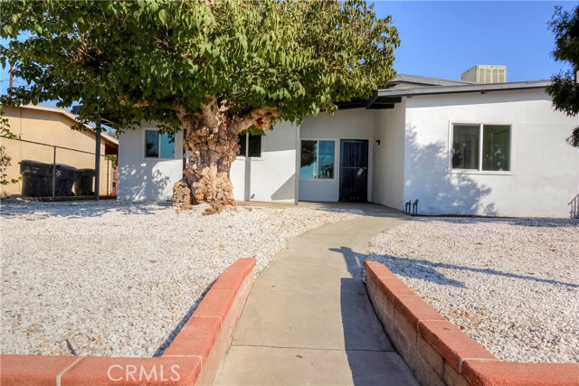 Detail Gallery Image 1 of 42 For 1706 Orange St, Redlands,  CA 92374 - 4 Beds | 2/1 Baths