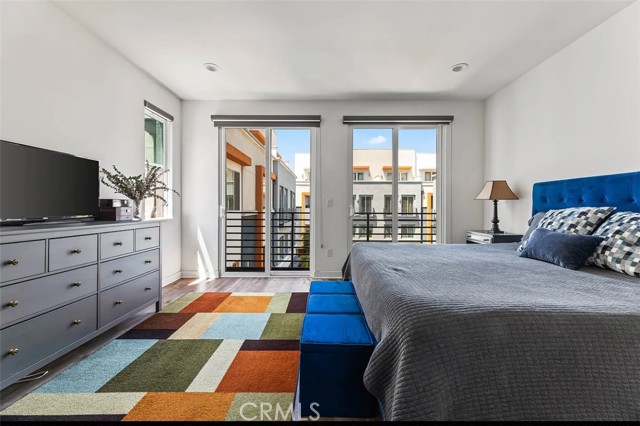 Detail Gallery Image 15 of 20 For 215 Elm Ave, Long Beach,  CA 90802 - 2 Beds | 3 Baths