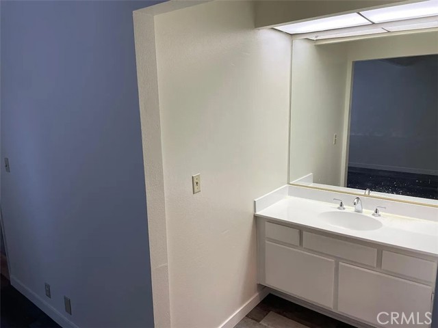 Detail Gallery Image 11 of 15 For 16255 Devonshire St #57,  Granada Hills,  CA 91344 - 3 Beds | 2 Baths