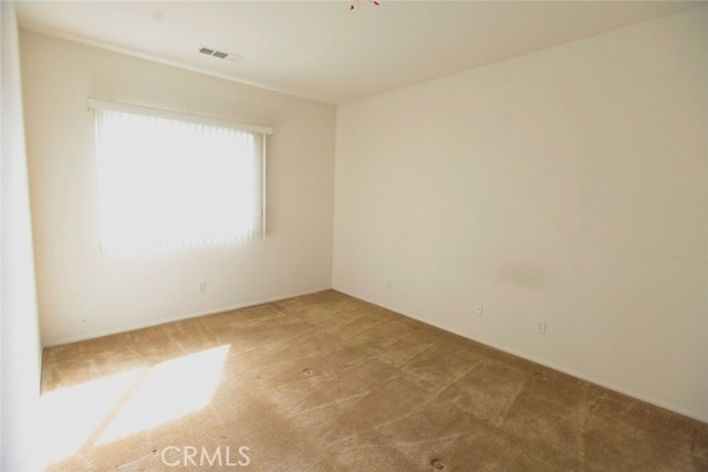 Detail Gallery Image 5 of 13 For 13037 Sunset Canyon, Victorville,  CA 92395 - 3 Beds | 2 Baths