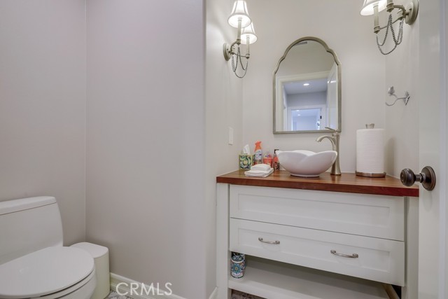 627 7th Street, Huntington Beach CA: https://media.crmls.org/medias/eee3f2ec-2f56-4e20-950a-eb6ad3857c0b.jpg