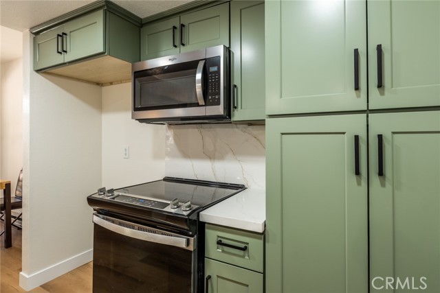 152 Viewpoint Road, Mammoth Lakes CA: https://media.crmls.org/medias/eee4e7bc-346e-4f04-8400-486276e2d17e.jpg