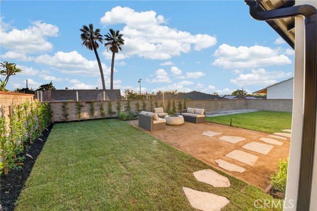 10254 Roscoe Boulevard photo 33