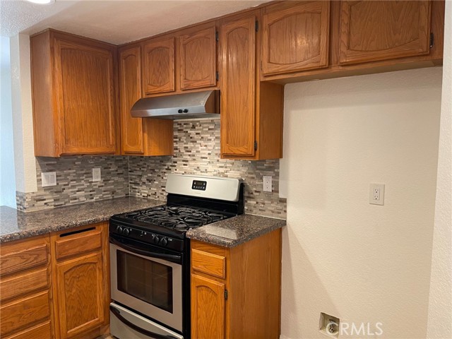 Detail Gallery Image 2 of 9 For 1005 Lilac St, Hemet,  CA 92545 - 2 Beds | 1 Baths