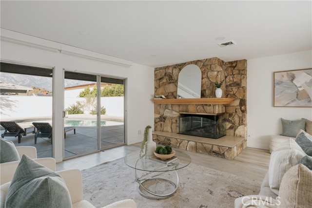 Detail Gallery Image 6 of 47 For 885 W Arrow, Upland,  CA 91786 - 3 Beds | 2 Baths