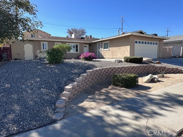 Detail Gallery Image 1 of 21 For 630 E. Mountain View St, Barstow,  CA 92311 - 3 Beds | 2 Baths