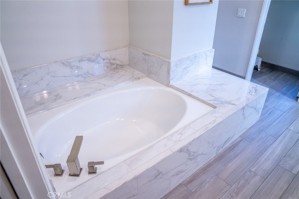 MLS #SR25278733 image #10