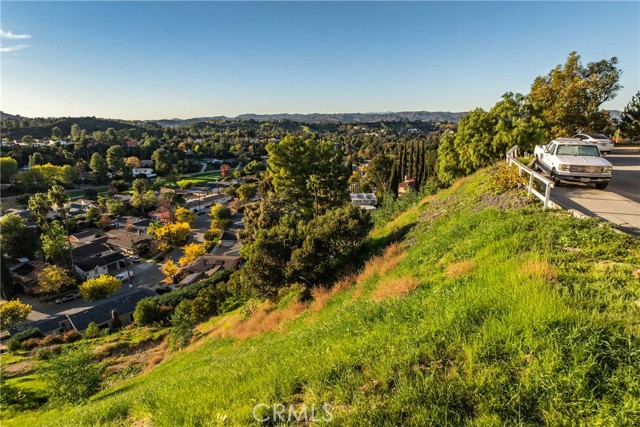 Detail Gallery Image 3 of 19 For 34 Torreon Dr, Woodland Hills,  CA 91364 - – Beds | – Baths