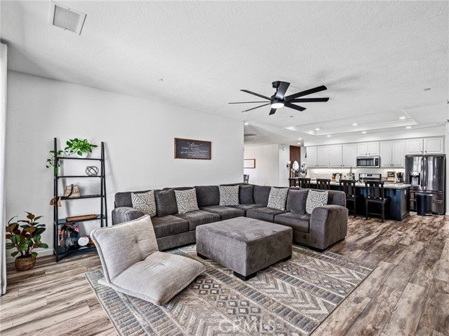 Detail Gallery Image 33 of 50 For 16917 Mora Ct, Hesperia,  CA 92345 - 4 Beds | 3/1 Baths