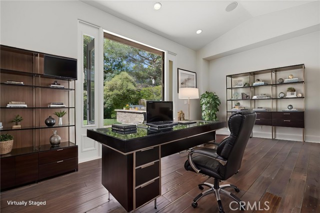 3 observatory, Newport Coast CA: https://media.crmls.org/medias/eee7ef3a-f08d-4961-92af-9bf5dc49bdc8.jpg