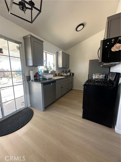 Detail Gallery Image 18 of 19 For 11013 Rome Beauty, California City,  CA 93505 - 4 Beds | 2 Baths