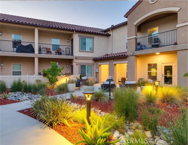 Image 5 of 72 For 4800 Palm Avenue