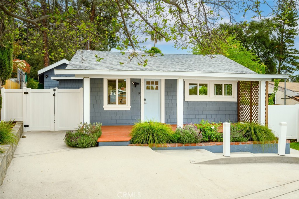 5624 Freeman Avenue