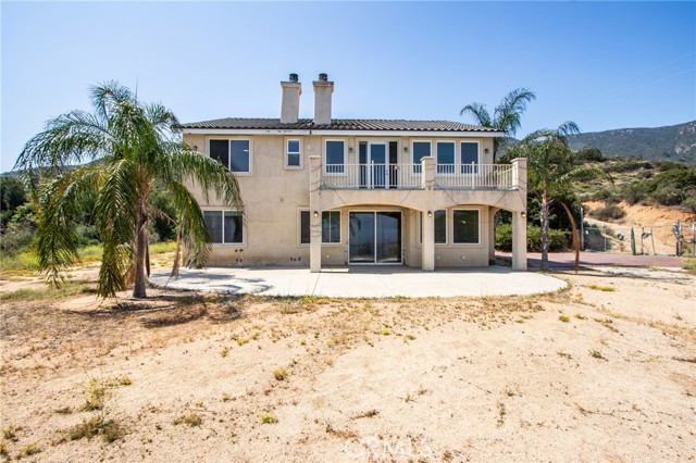 35050 Margo Road, Lake Elsinore CA: https://media.crmls.org/medias/eee9dc5a-78e6-4589-9903-7d382064d6f4.jpg
