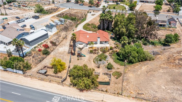 Detail Gallery Image 33 of 38 For 18085 Golden Leaf Ln, Woodcrest,  CA 92504 - 4 Beds | 3 Baths