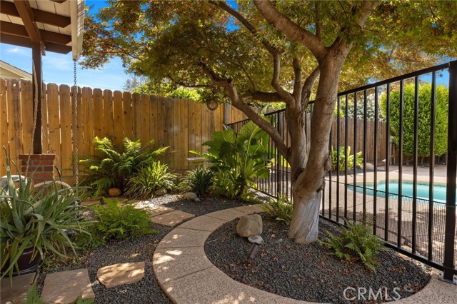 Detail Gallery Image 34 of 42 For 1095 Sierra Vista Way, Chico,  CA 95926 - 3 Beds | 2 Baths