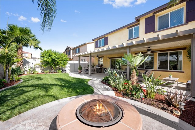 Detail Gallery Image 35 of 42 For 11057 Clear Lake Ln, Corona,  CA 91752 - 4 Beds | 3 Baths