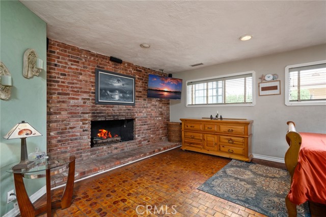 1700 Stanford Avenue, Redondo Beach CA: https://media.crmls.org/medias/eeebcf23-0791-4ec5-a7f0-3f449e7b83db.jpg
