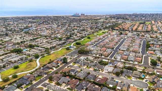 21192 Richmond Circle, Huntington Beach CA: https://media.crmls.org/medias/eeece97f-4aaf-43a3-a236-429d88846ebd.jpg