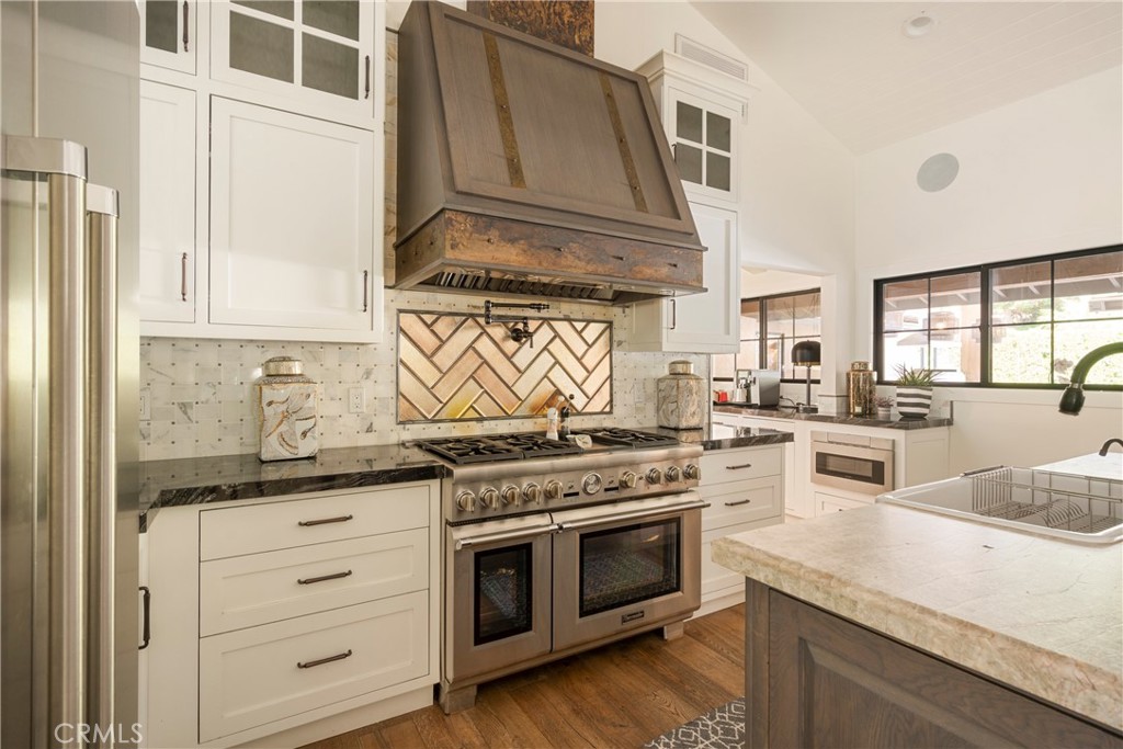 MLS #OC26143536 image #8