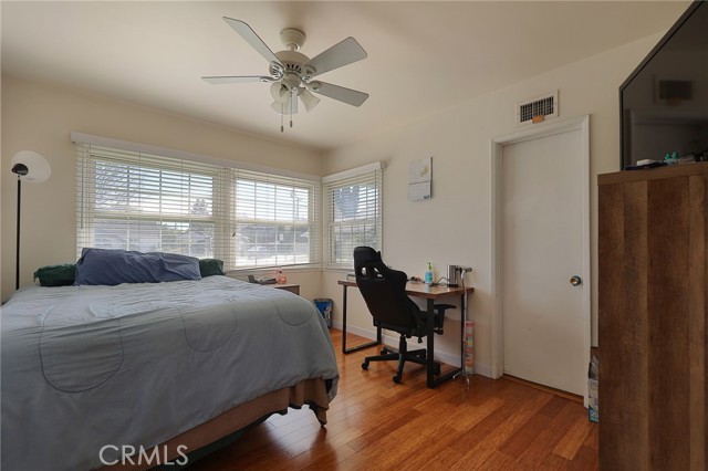 Detail Gallery Image 27 of 31 For 16837 Itasca, Northridge,  CA 91343 - 4 Beds | 3 Baths